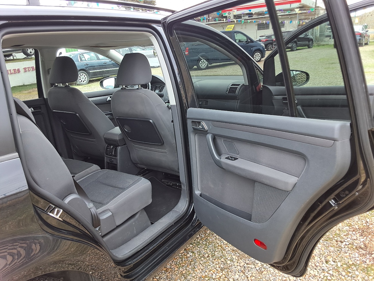 Volkswagem Tourant  7 plazas  Año 2010
