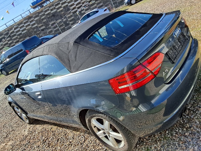 Audi A3 Cabrio. Año 2010