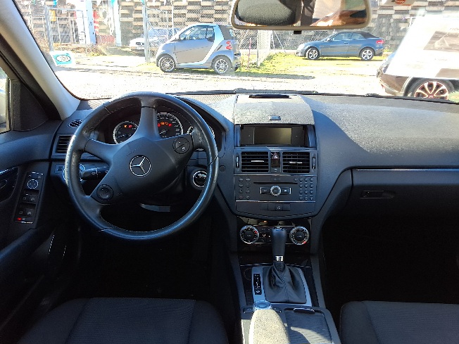 Mercedez-Benz Clase C230 Año 2009